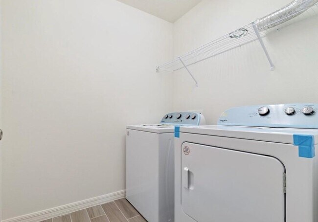 Photo - 1237 Denali Dr