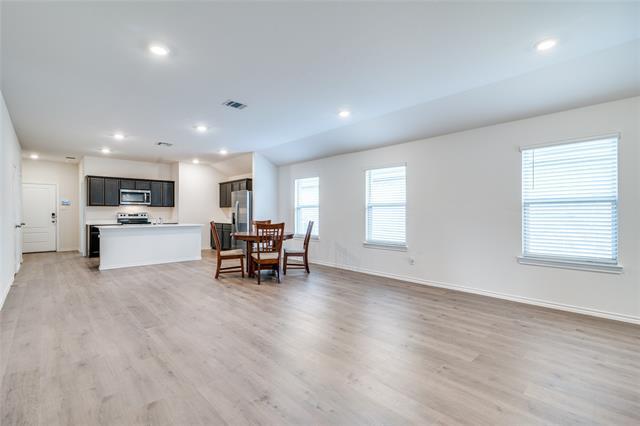 Photo - 3032 Zinnia St