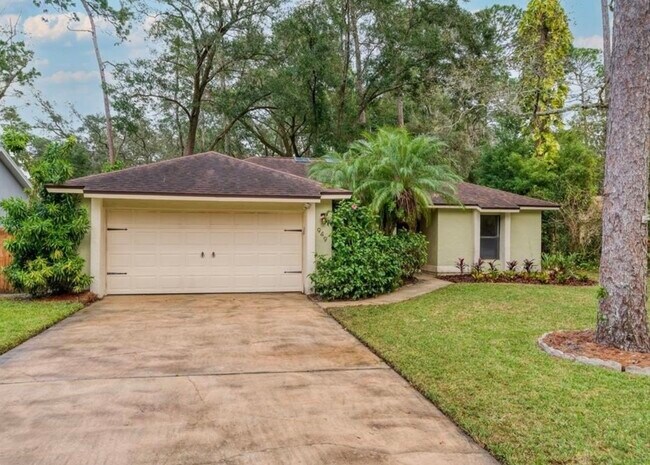 Photo - 949 Cinnamon Ct