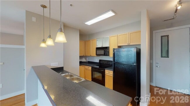 Photo - 1101 W 1st St Unit 419