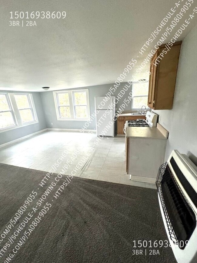 Building Photo - 106 Breeze St Unit 7 Rental