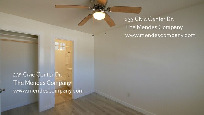 235 Civic Center Dr. Unidad 6