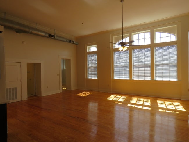 Photo - 715 Sherman St Apartment Unit 8