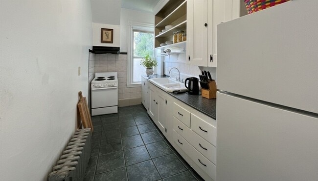 Photo - 14 Tappan Ave Unit 2F