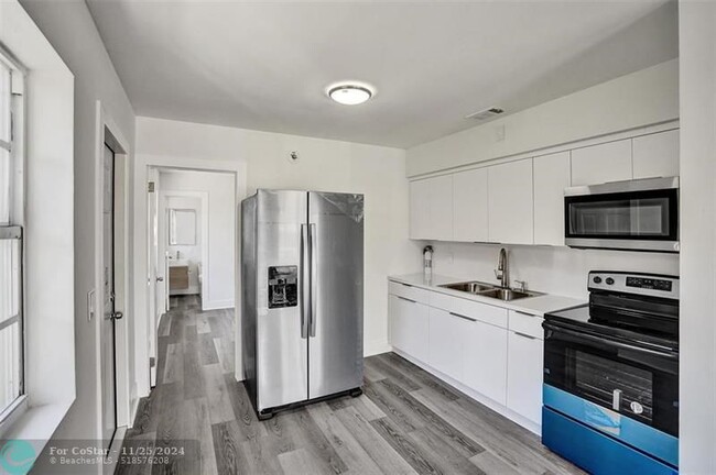 Photo - 706 S F St Apartment Unit 1