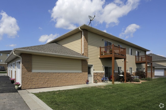 Paramount Estates 1