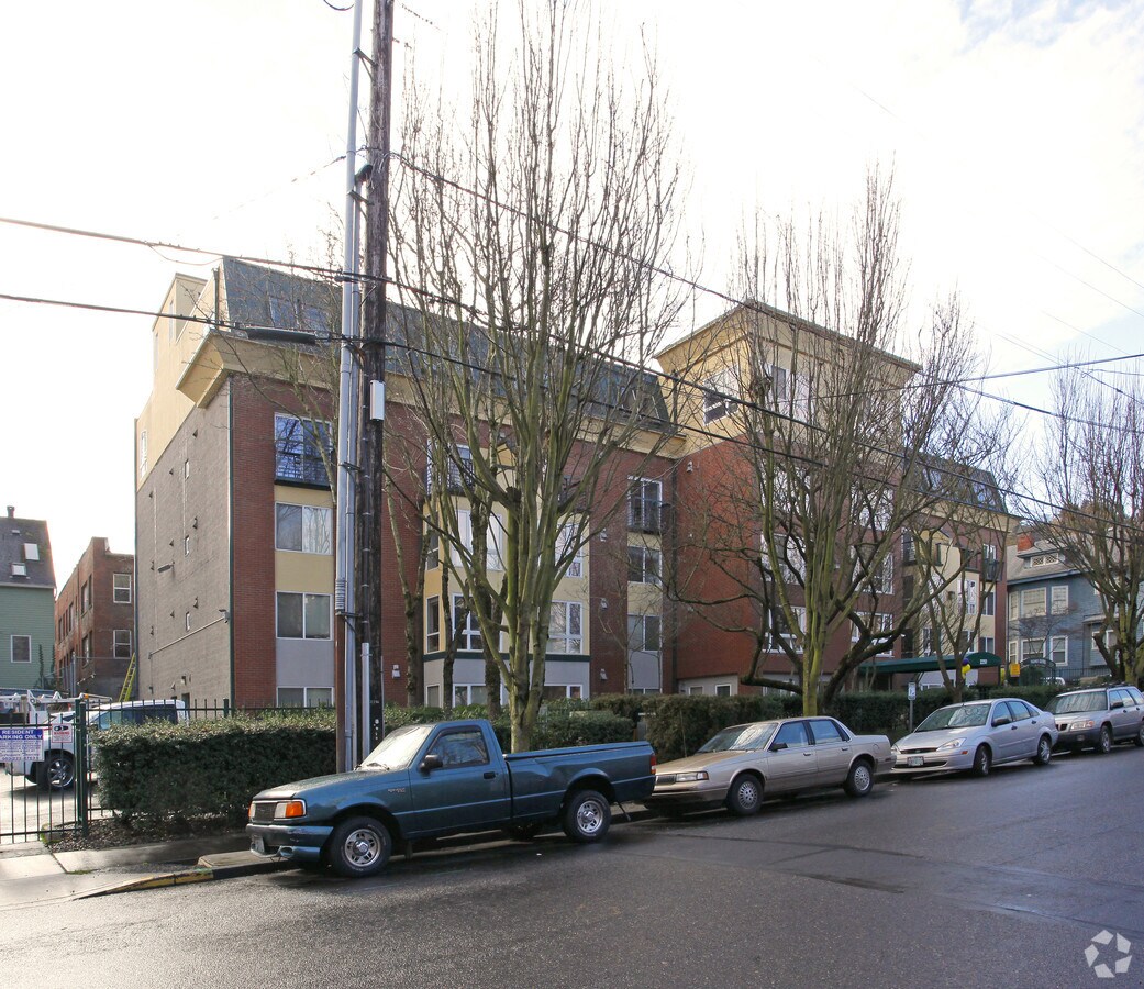 Kearney Court Apartments - Kearney Court Apartments