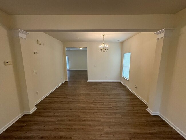 Photo - 1420 Ladora Dr