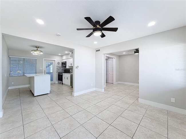 Photo - 1840 Shore Dr S Unit 5