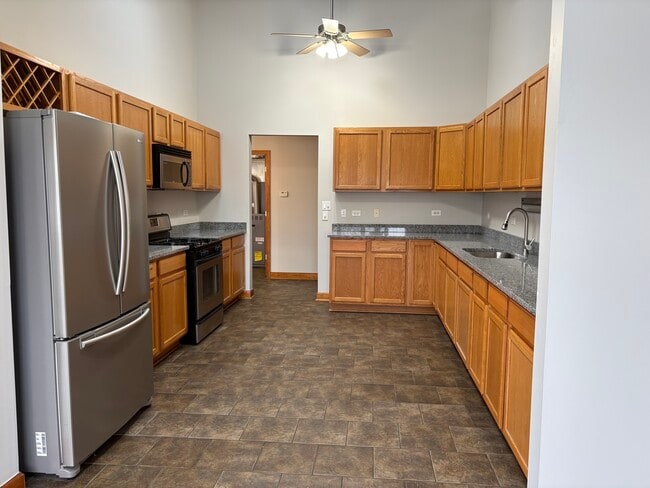 Photo - 16649 Oak Park Ave