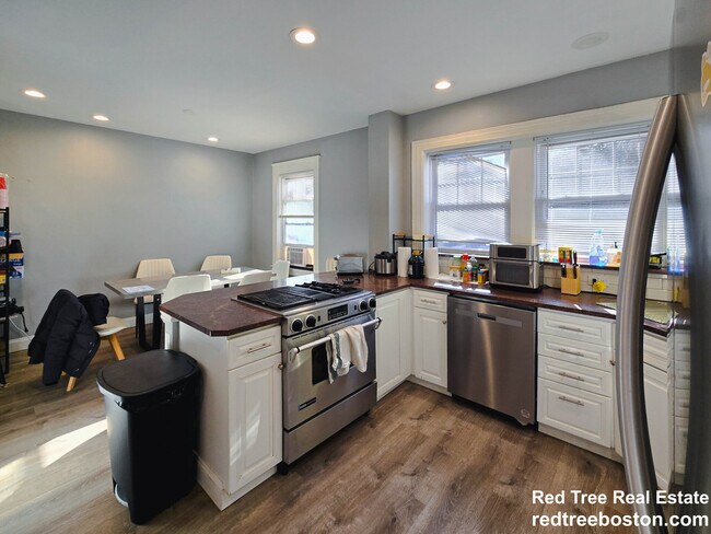 235 Chestnut Hill Ave Unit 1