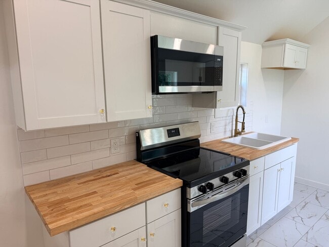 Photo - Cute 2 bedroom home in Prague!