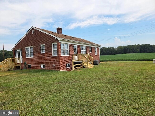 23432 Fork Bridge Rd