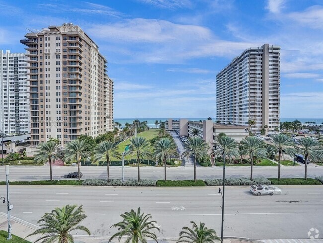 Building Photo - 1945 S Ocean Dr Unit 501 Rental