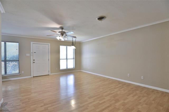 Photo - 2682 Madison Ave