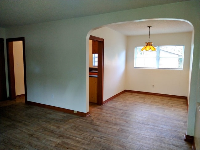 Photo - 3300 St Johns Ave