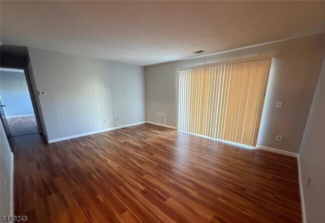 Photo - 601 Sunshine Ct
