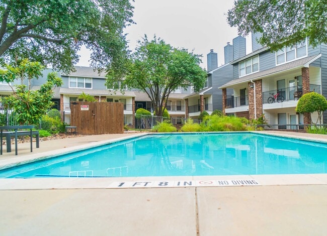 Photo - 12330 Metric Blvd Unidad 3111