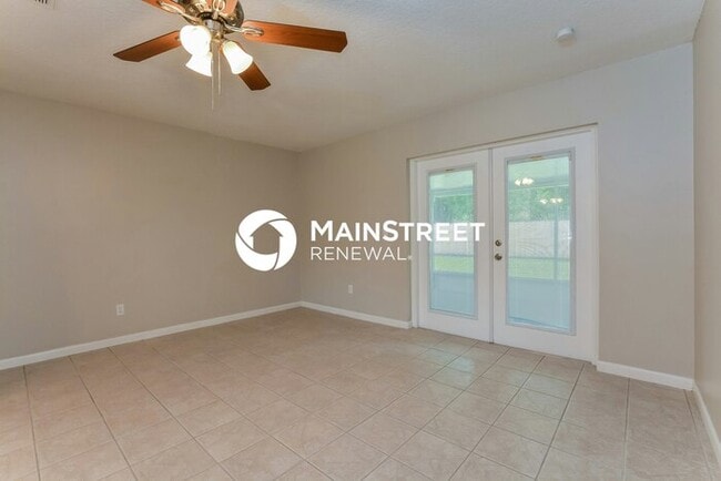 Photo - 4 Bedroom Pet-Friendly Home in WINTER SPRINGS, FL with Main Street Renewal