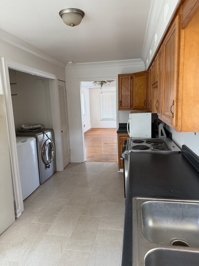 Photo - 1632 Stafford Ave