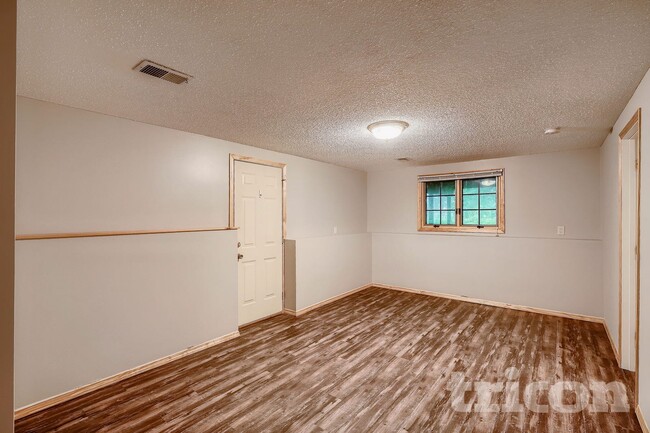 Photo - 18829 147th St NW