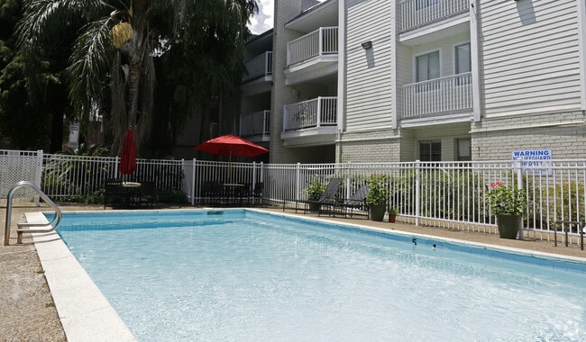 Photo - Metroview Condominiums