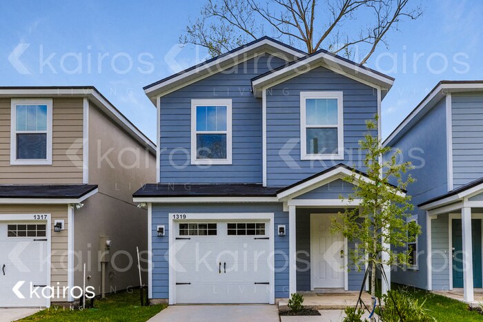 Photo - 1319 Mull St