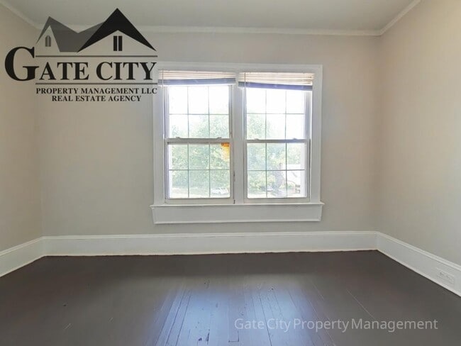 224 N Dunleith Ave