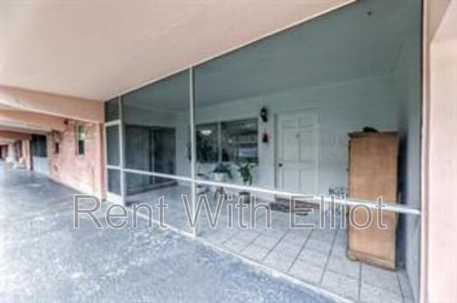Photo - 200 NE 12th Ave