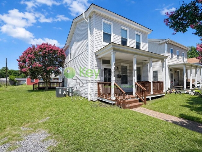 Photo - 3308 Monroe St