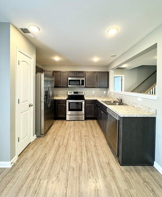 Photo - 204 Candy Apple Ln