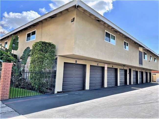 Photo - 15641 Tustin Village Way Unit 1