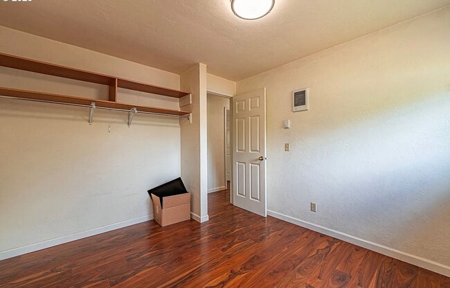 Photo - Beautiful Churchill Home!