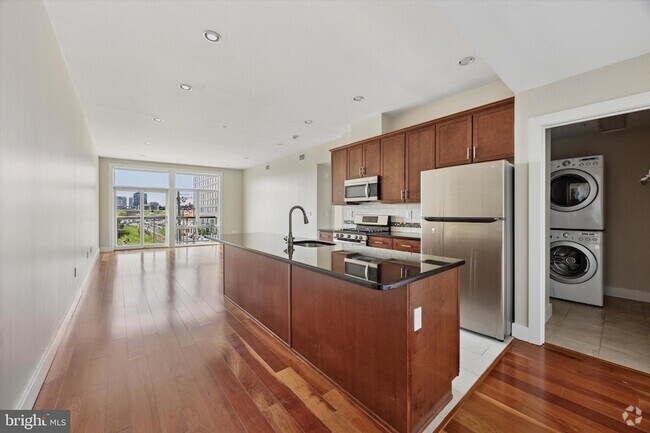 Building Photo - 601 N 2nd St Unit 303 Rental