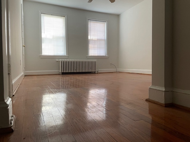 Building Photo - 204 21st St NE Unit 2 Rental