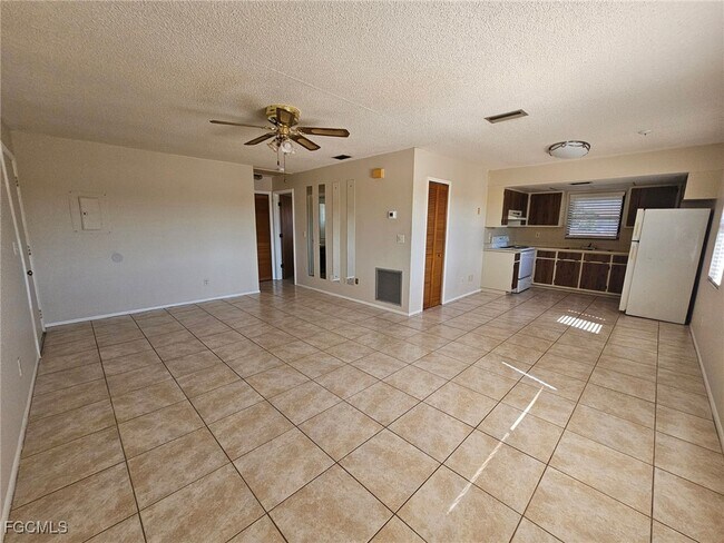 Photo - 1221 SE 46th Ln Unit M