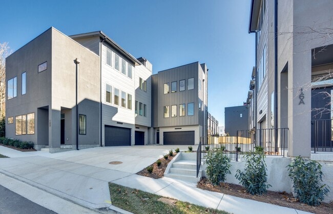 Photo - 16 Willis St