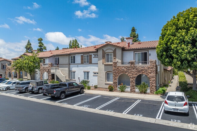 Prominence Luxury Apartment Homes