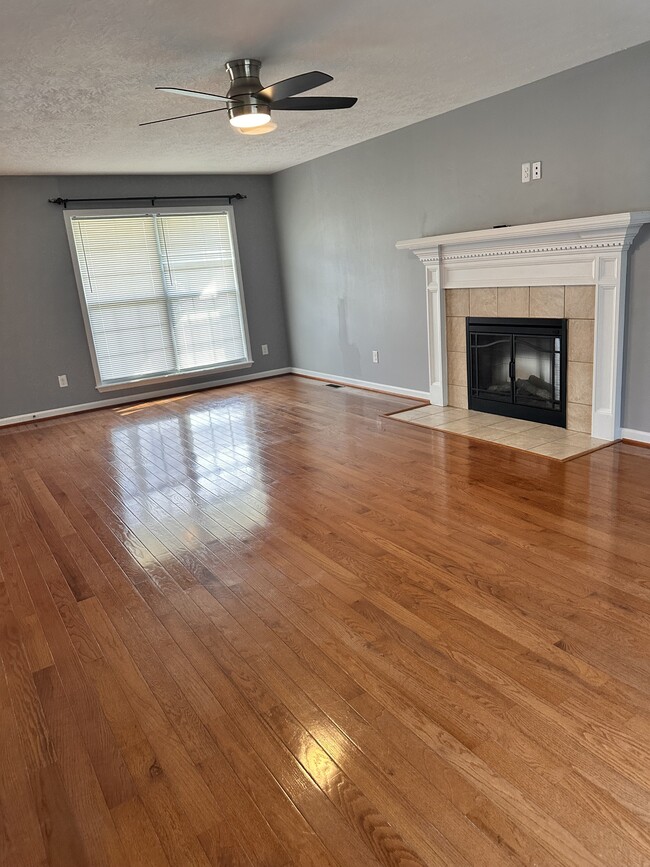 Photo - 238 Riley Way