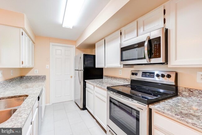 Photo - 20649 Shadyside Way Unit 8-128