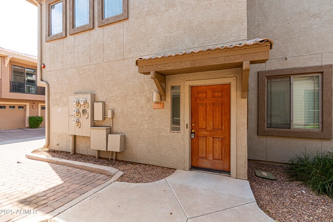 Building Photo - 1225 N 36th St Rental
