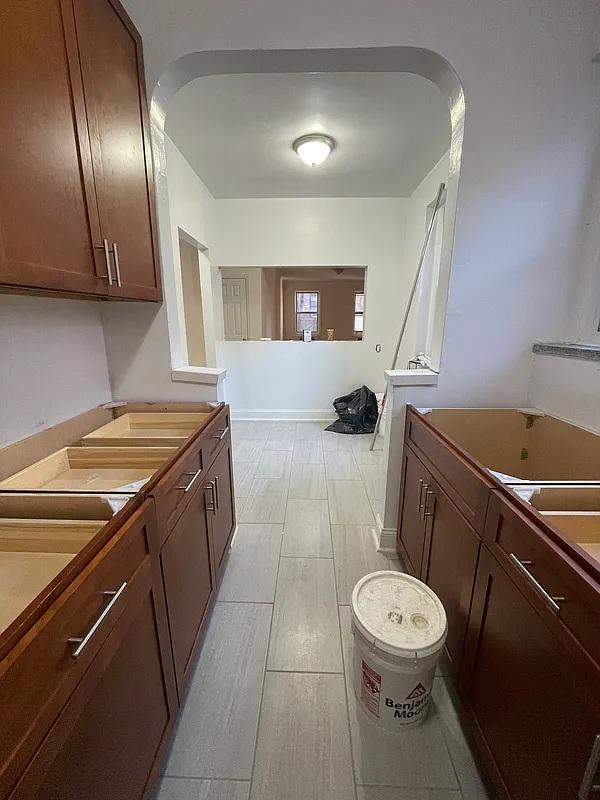 Photo - 64-48 Booth St