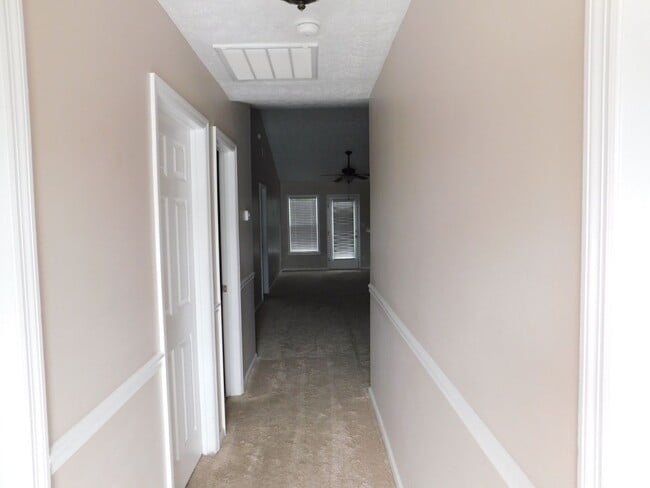 Photo - Charming Triplex in Havelock