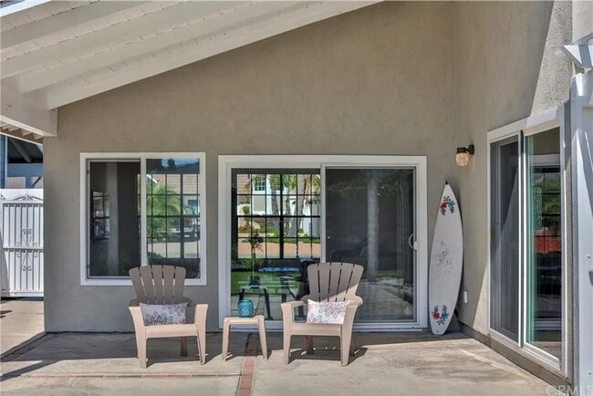 Photo - "Coastal Comfort: Charming 1-Bedroom Retreat in Huntington Beach!"