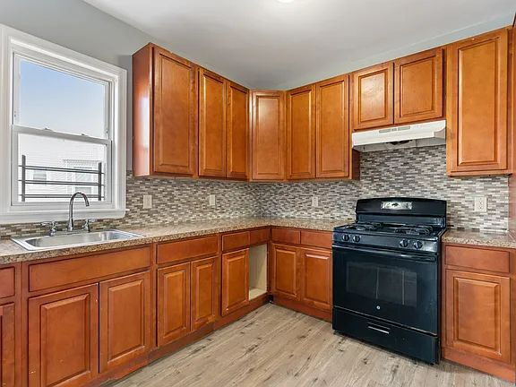 Photo - Renovated 3-BRM 2 -Bath Unit 3 nestled in the heart of Newark, NJ.