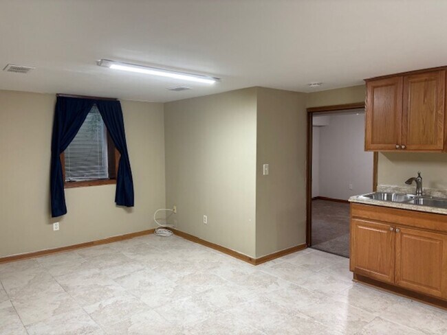 Photo - 2235 Quebec Ave S Unit 1