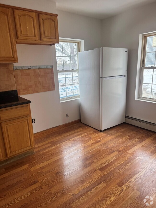 Building Photo - 89-19 126th St Rental