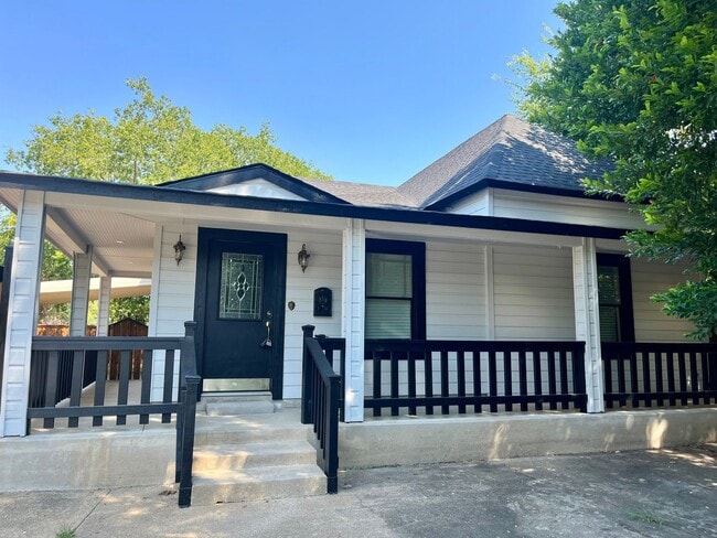 Photo - 2100 Harrison Ave