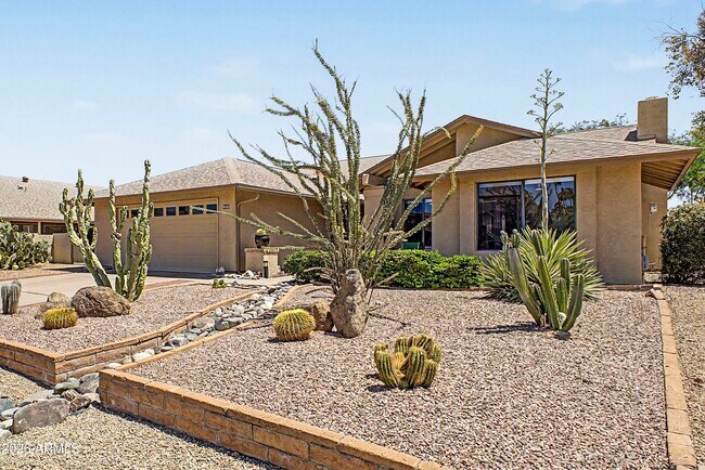 Building Photo - 9625 W Taro Ln