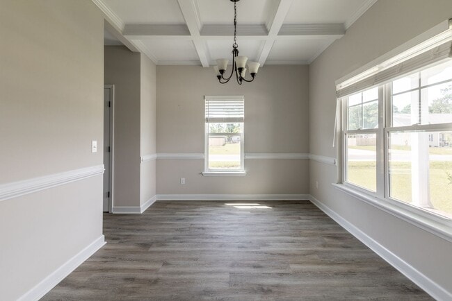 300 Waylon Wy